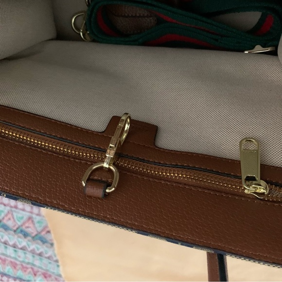 Gucci Large Ge Canvas Tote - Picture 3 of 5